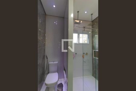 Casa à venda com 320m², 4 quartos e 2 vagasBanheiro da Suíte