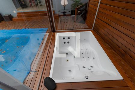 Casa à venda com 320m², 4 quartos e 2 vagasHidromassagem