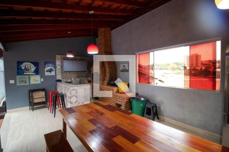 Casa à venda com 320m², 4 quartos e 2 vagasChurrasqueiraChurrasqueira