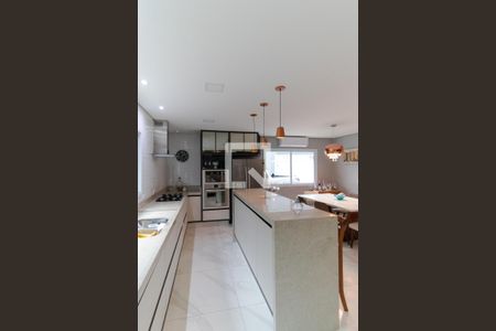 Casa à venda com 320m², 4 quartos e 2 vagasCozinha