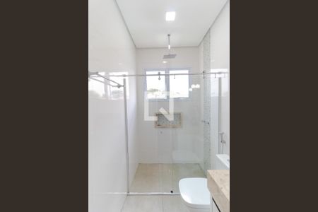 Casa à venda com 320m², 4 quartos e 2 vagasBanheiro 02