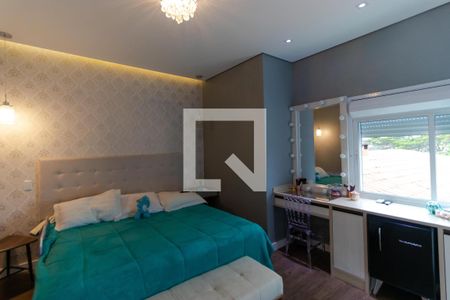 Casa à venda com 320m², 4 quartos e 2 vagasSuíte