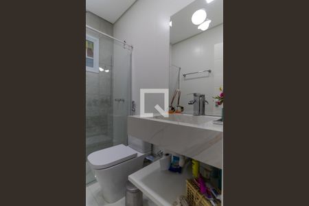 Casa à venda com 320m², 4 quartos e 2 vagasBanheiro 01