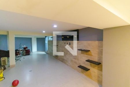 Casa à venda com 320m², 4 quartos e 2 vagasEstúdio