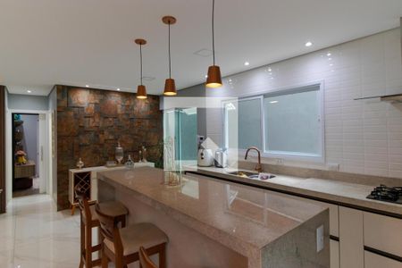 Casa à venda com 320m², 4 quartos e 2 vagasCozinha