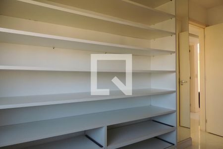 Apartamento à venda com 93m², 3 quartos e 1 vagaCloset