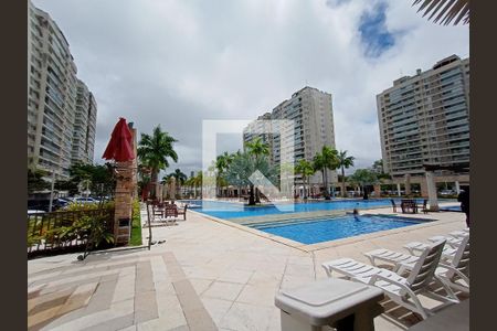 Apartamento à venda com 93m², 3 quartos e 1 vagaÁrea comum - Piscina