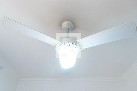 Apartamento à venda com 81m², 3 quartos e 2 vagasQuarto 1 Detalhe