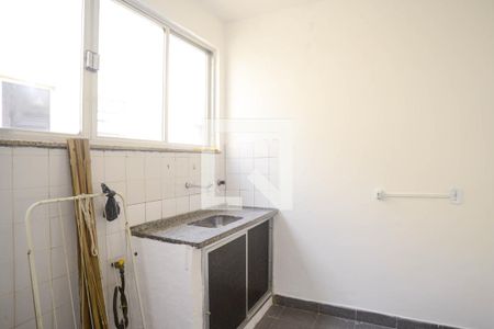 Apartamento para alugar com 55m², 2 quartos e sem vagaCozinha e Área de Serviço
