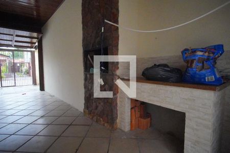 Garagem de casa à venda com 3 quartos, 320m² em Sarandi, Porto Alegre