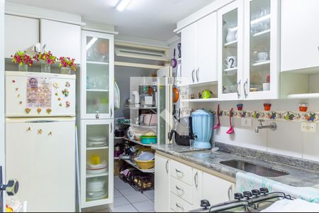 Casa de condomínio à venda com 93m², 2 quartos e 2 vagas Casa de condomínio à venda com 93m², 2 quartos e 2 vagasCozinha