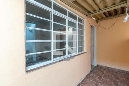 Entrada de casa para alugar com 2 quartos, 60m² em Jardim Franca, São Paulo