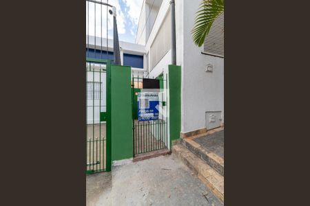 Casa para alugar com 60m², 2 quartos e sem vagaFachada