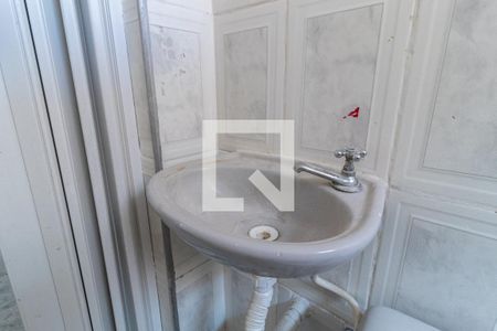 Casa para alugar com 60m², 2 quartos e sem vagaBanheiro