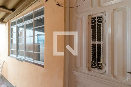 Casa para alugar com 60m², 2 quartos e sem vagaEntrada