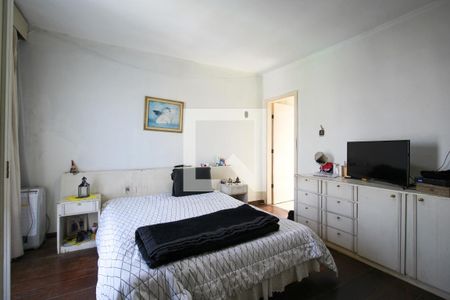 Casa à venda com 300m², 3 quartos e 2 vagasSuíte 