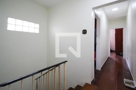 Casa à venda com 300m², 3 quartos e 2 vagasCorredor 