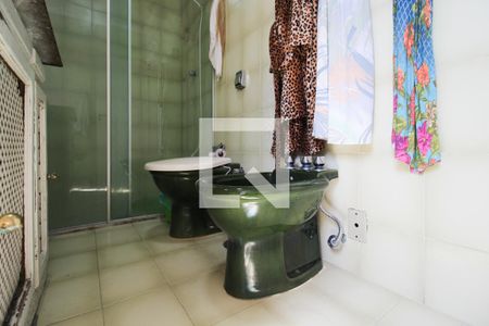 Casa à venda com 300m², 3 quartos e 2 vagasBanheiro da Suíte 