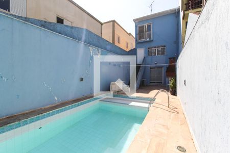 Casa à venda com 300m², 3 quartos e 2 vagasQuintal -Piscina 