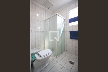 Casa à venda com 300m², 3 quartos e 2 vagasBanheiro 