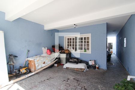 Casa à venda com 300m², 3 quartos e 2 vagasGaragem