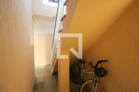 Casa à venda com 300m², 3 quartos e 2 vagasCorredor 