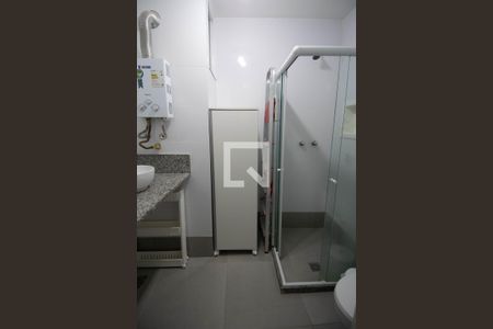 .Banheiro .Social de apartamento para alugar com 1 quarto, 33m² em Copacabana, Rio de Janeiro