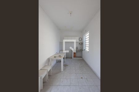 Casa para alugar com 100m², 2 quartos e sem vaga Casa para alugar com 100m², 2 quartos e sem vagaCozinha