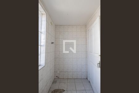 Casa para alugar com 100m², 2 quartos e sem vaga Casa para alugar com 100m², 2 quartos e sem vagaBanheiro Social