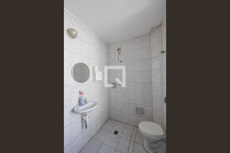 Casa para alugar com 100m², 2 quartos e sem vaga Casa para alugar com 100m², 2 quartos e sem vagaBanheiro Social