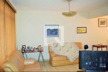 Casa à venda com 3 quartos, 130m² em Vila Cordeiro, São Paulo