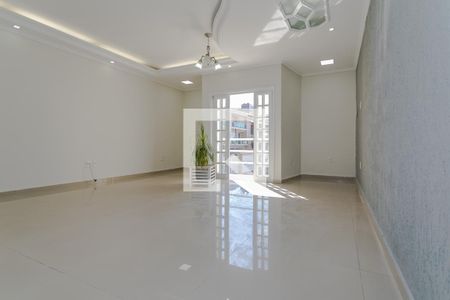 Sala de casa para alugar com 4 quartos, 124m² em Chácara Jafet, Mogi das Cruzes