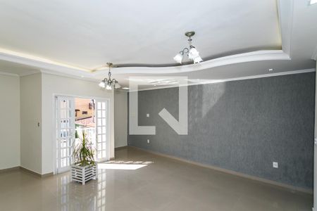 Sala de casa para alugar com 4 quartos, 124m² em Chácara Jafet, Mogi das Cruzes