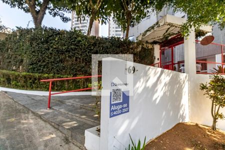 Apartamento à venda com 48m², 1 quarto e 1 vagaFachada e portaria
