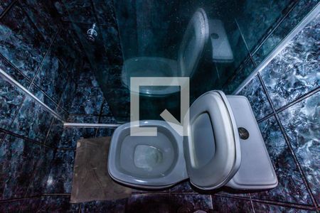 Casa à venda com 210m², 3 quartos e 3 vagasBanheiro