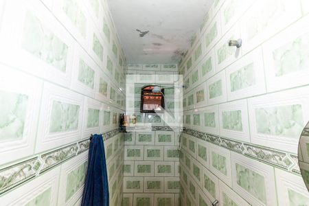 Casa à venda com 210m², 3 quartos e 3 vagasBanheiro do Quarto 2