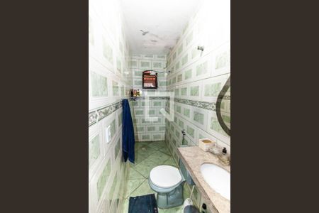 Casa à venda com 210m², 3 quartos e 3 vagasBanheiro do Quarto 2