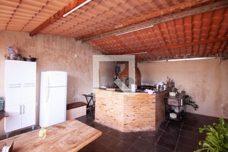 Casa à venda com 210m², 3 quartos e 3 vagasEspaço Gourmet