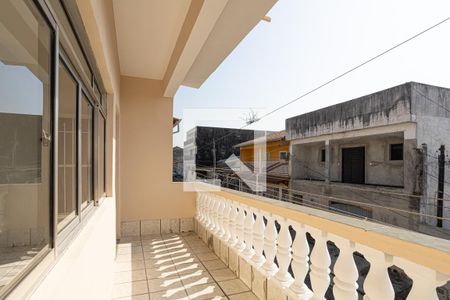 Sacada de casa para alugar com 2 quartos, 80m² em Santo Antônio, Osasco