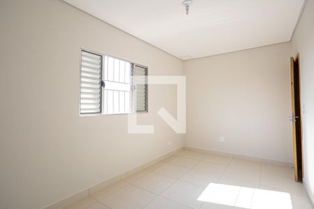 Quarto de casa para alugar com 2 quartos, 70m² em Santo Antônio, Osasco