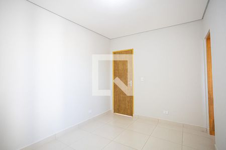 Suíte de casa para alugar com 2 quartos, 70m² em Santo Antônio, Osasco