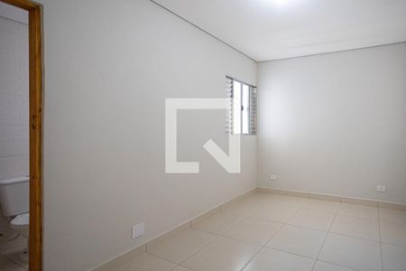 Suíte de casa para alugar com 2 quartos, 70m² em Santo Antônio, Osasco