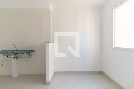 Apartamento para alugar com 33m², 2 quartos e sem vaga Apartamento para alugar com 33m², 2 quartos e sem vagaSala