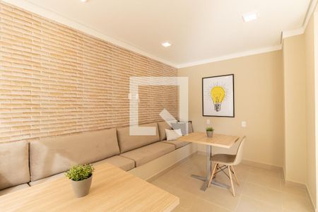 Apartamento para alugar com 33m², 2 quartos e sem vaga Apartamento para alugar com 33m², 2 quartos e sem vagaSala de Estudos