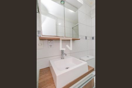 Apartamento à venda com 73m², 3 quartos e 1 vaga Apartamento à venda com 73m², 3 quartos e 1 vagaBanheiro