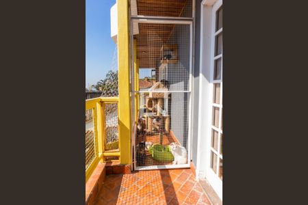 Casa de condomínio para alugar com 750m², 4 quartos e 2 vagas Casa de condomínio para alugar com 750m², 4 quartos e 2 vagasVaranda