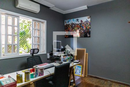 Casa de condomínio para alugar com 750m², 4 quartos e 2 vagas Casa de condomínio para alugar com 750m², 4 quartos e 2 vagasEscritório - 2° andar