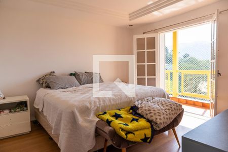 Casa de condomínio para alugar com 750m², 4 quartos e 2 vagas Casa de condomínio para alugar com 750m², 4 quartos e 2 vagasSuíte 2 - 2° andar