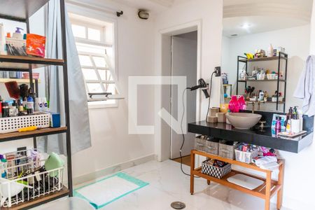 Casa de condomínio para alugar com 750m², 4 quartos e 2 vagas Casa de condomínio para alugar com 750m², 4 quartos e 2 vagasBanheiro da suíte 1 - 2° andar