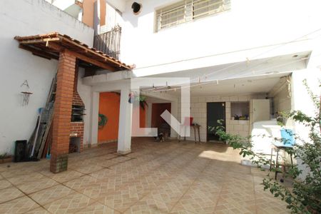 Casa à venda com 144m², 3 quartos e 2 vagasQuintal